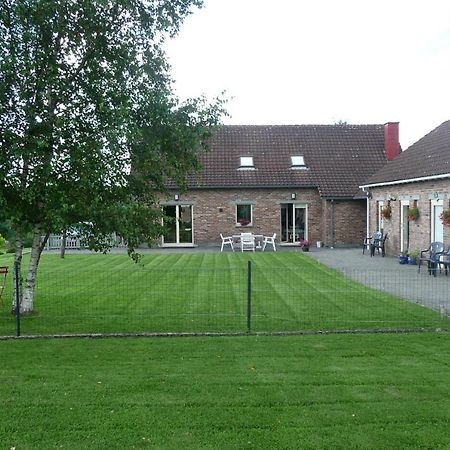 Au Rond Chene Bed and Breakfast Biron Exterior foto